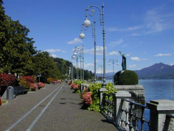 Апартаменты Monolocale Lago Maggiore Pallanza Вербания Экстерьер фото